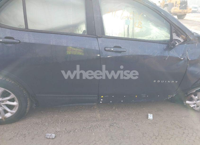 Photo 13 of 2019 Chevrolet Equinox LS (VIN 3GNAXSEV4KL317261)