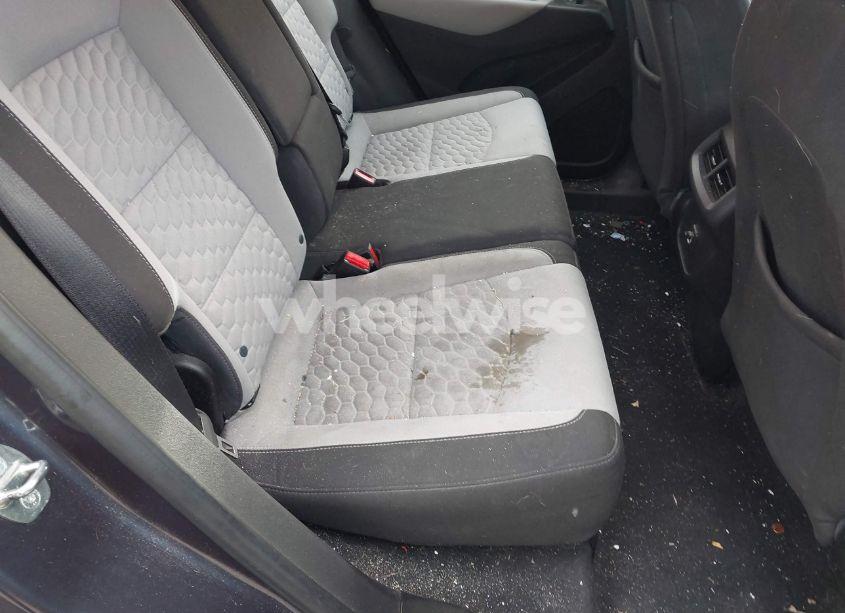 Photo 8 of 2019 Chevrolet Equinox LS (VIN 3GNAXSEV4KL317261)