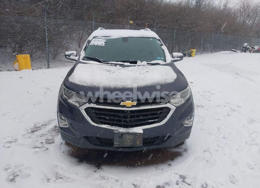 Photo 12 of 2018 Chevrolet Equinox LT (VIN 3GNAXSEV5JL116693)
