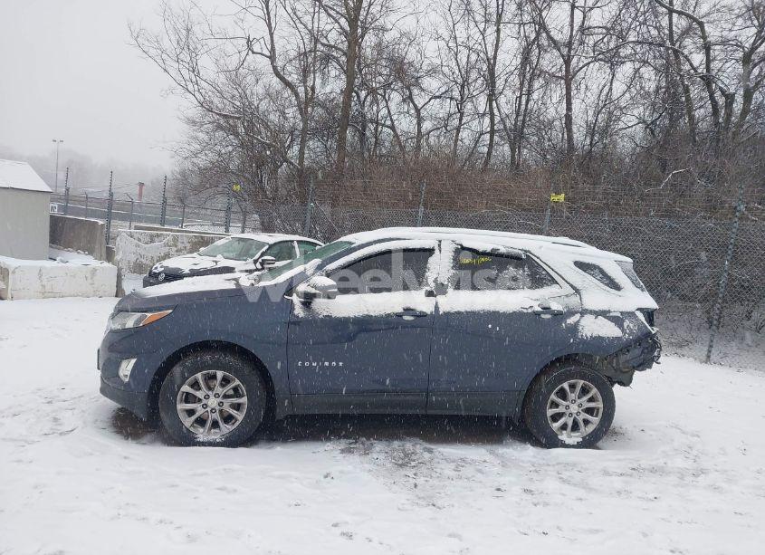 Photo 14 of 2018 Chevrolet Equinox LT (VIN 3GNAXSEV5JL116693)