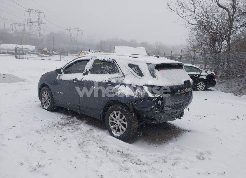 Photo 3 of 2018 Chevrolet Equinox LT (VIN 3GNAXSEV5JL116693)