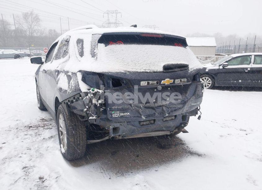 Photo 6 of 2018 Chevrolet Equinox LT (VIN 3GNAXSEV5JL116693)