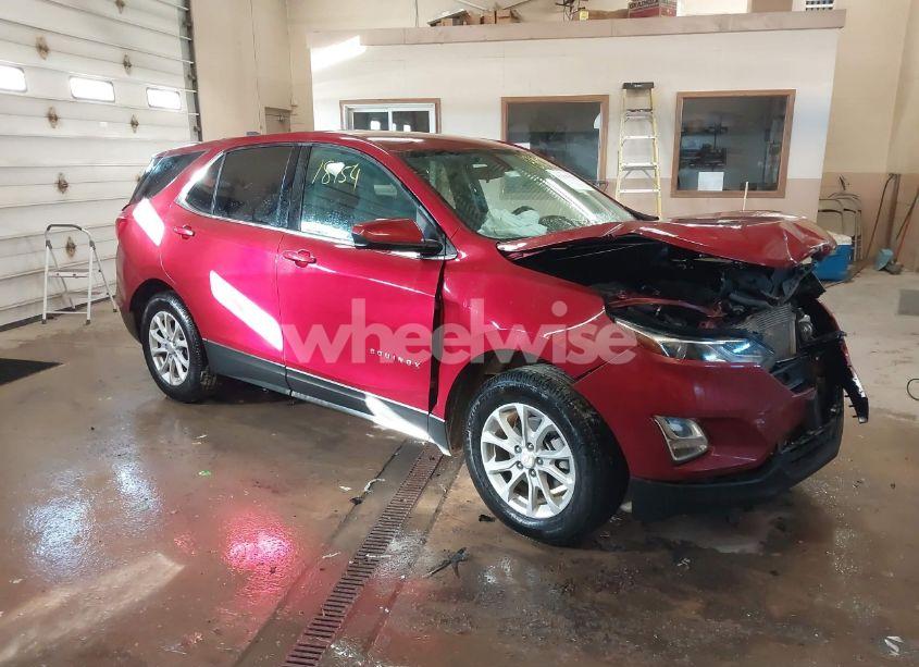 2018 Chevrolet Equinox LT (VIN 3GNAXSEV5JS505968) main photo
