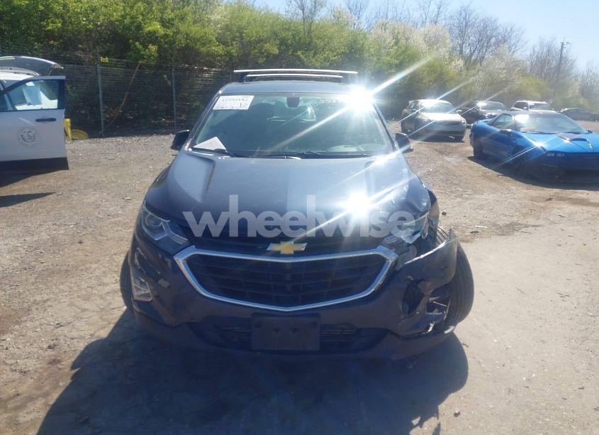 Photo 12 of 2018 Chevrolet Equinox LT (VIN 3GNAXSEV5JS555740)