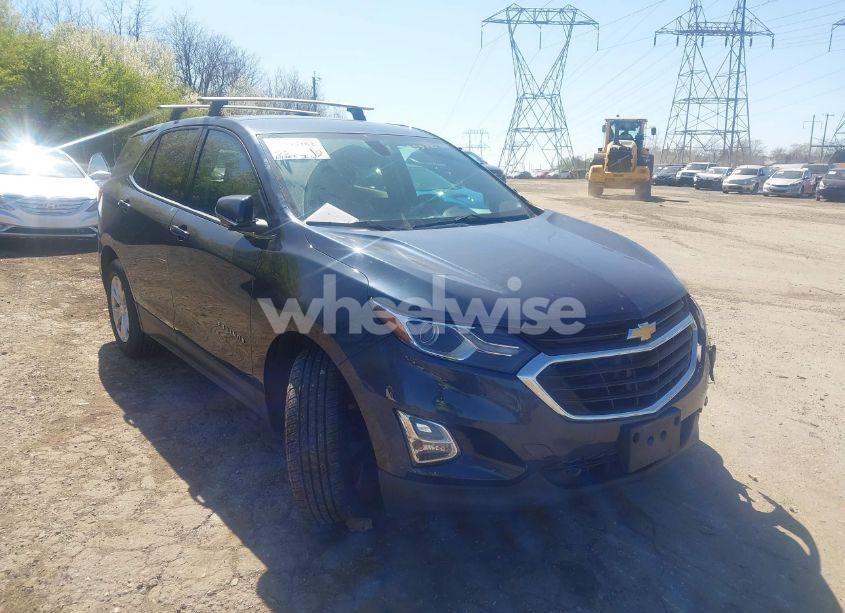 Photo 17 of 2018 Chevrolet Equinox LT (VIN 3GNAXSEV5JS555740)