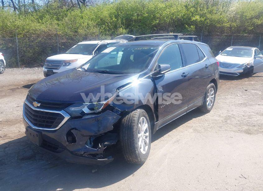 Photo 6 of 2018 Chevrolet Equinox LT (VIN 3GNAXSEV5JS555740)
