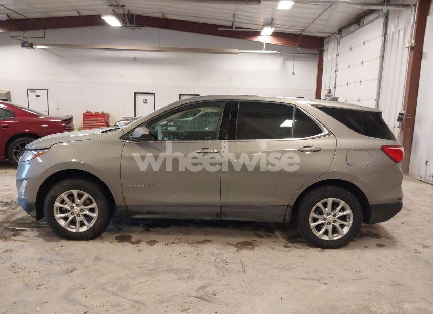 Photo 14 of 2018 Chevrolet Equinox LT (VIN 3GNAXSEV5JS631764)