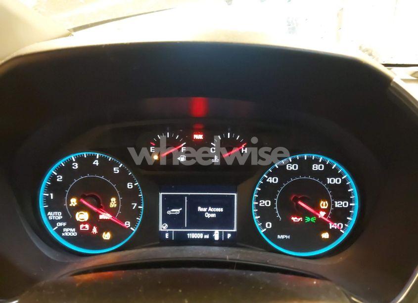 Photo 7 of 2018 Chevrolet Equinox LT (VIN 3GNAXSEV5JS631764)