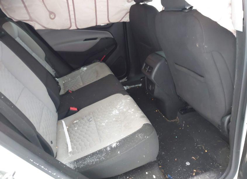 Photo 8 of 2019 Chevrolet Equinox LS (VIN 3GNAXSEV5KS545372)