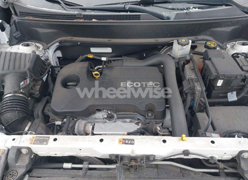 Photo 10 of 2019 Chevrolet Equinox LS (VIN 3GNAXSEV5KS653099)