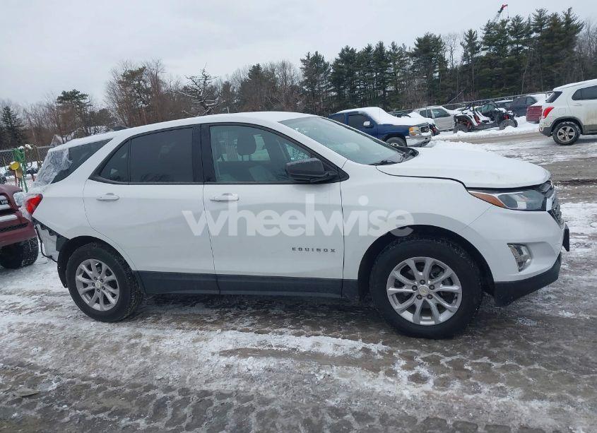 Photo 13 of 2019 Chevrolet Equinox LS (VIN 3GNAXSEV5KS653099)