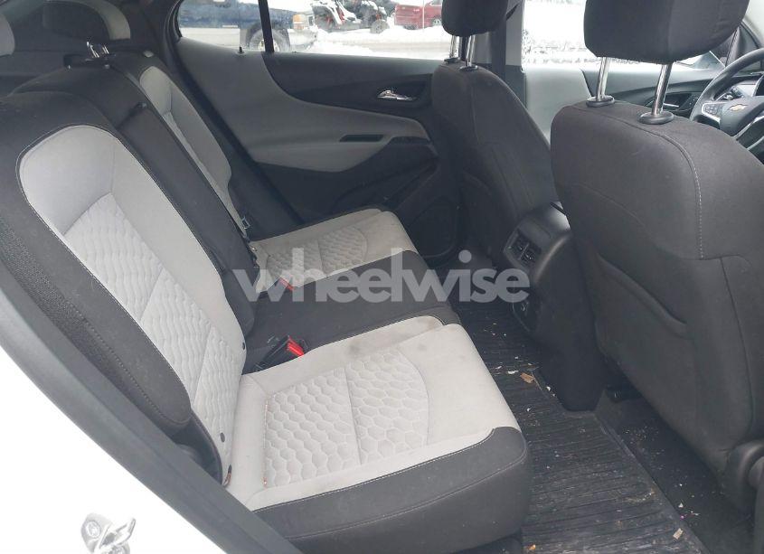 Photo 8 of 2019 Chevrolet Equinox LS (VIN 3GNAXSEV5KS653099)