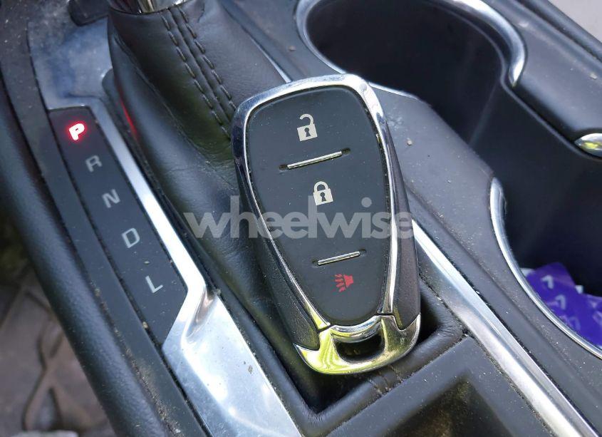 Photo 11 of 2020 Chevrolet Equinox AWD LS (VIN 3GNAXSEV5LS567860)