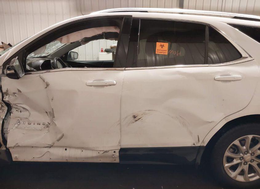 Photo 13 of 2018 Chevrolet Equinox LT (VIN 3GNAXSEV6JL110613)