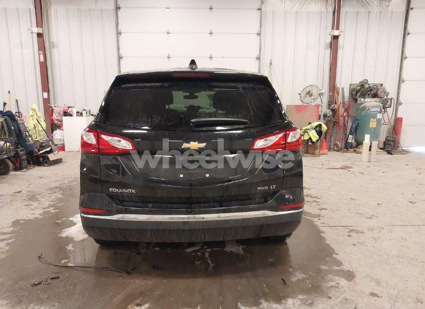 Photo 17 of 2018 Chevrolet Equinox LT (VIN 3GNAXSEV6JL128951)