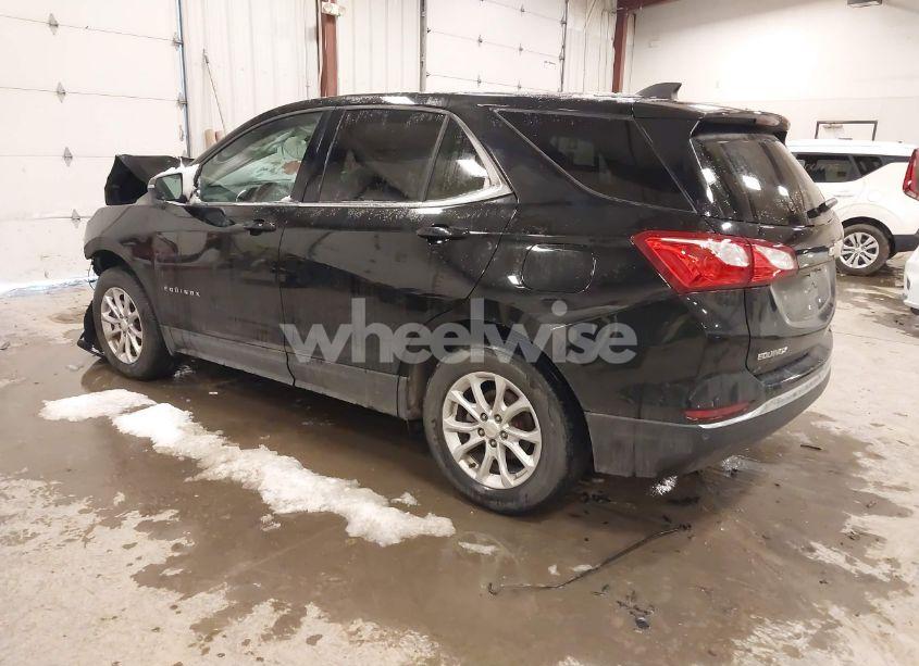 Photo 3 of 2018 Chevrolet Equinox LT (VIN 3GNAXSEV6JL128951)