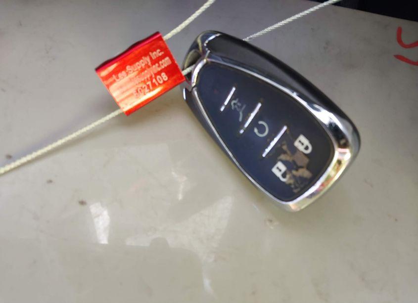 Photo 11 of 2018 Chevrolet Equinox LT (VIN 3GNAXSEV6JL408675)