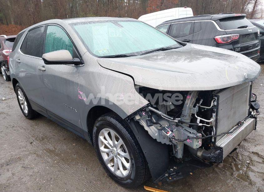 2018 Chevrolet Equinox LT (VIN 3GNAXSEV6JS576984) main photo