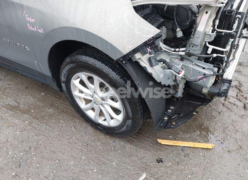 Photo 17 of 2018 Chevrolet Equinox LT (VIN 3GNAXSEV6JS576984)