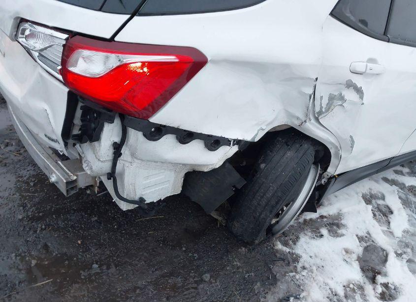 Photo 17 of 2019 Chevrolet Equinox LS (VIN 3GNAXSEV6KS555635)