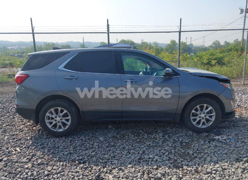 Photo 14 of 2018 Chevrolet Equinox LT (VIN 3GNAXSEV7JL122107)