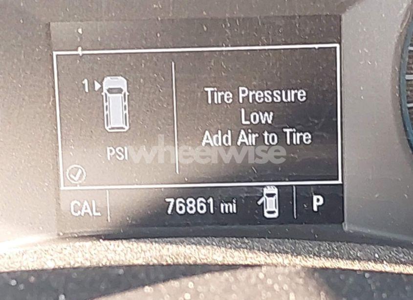 Photo 16 of 2018 Chevrolet Equinox LT (VIN 3GNAXSEV7JL122107)