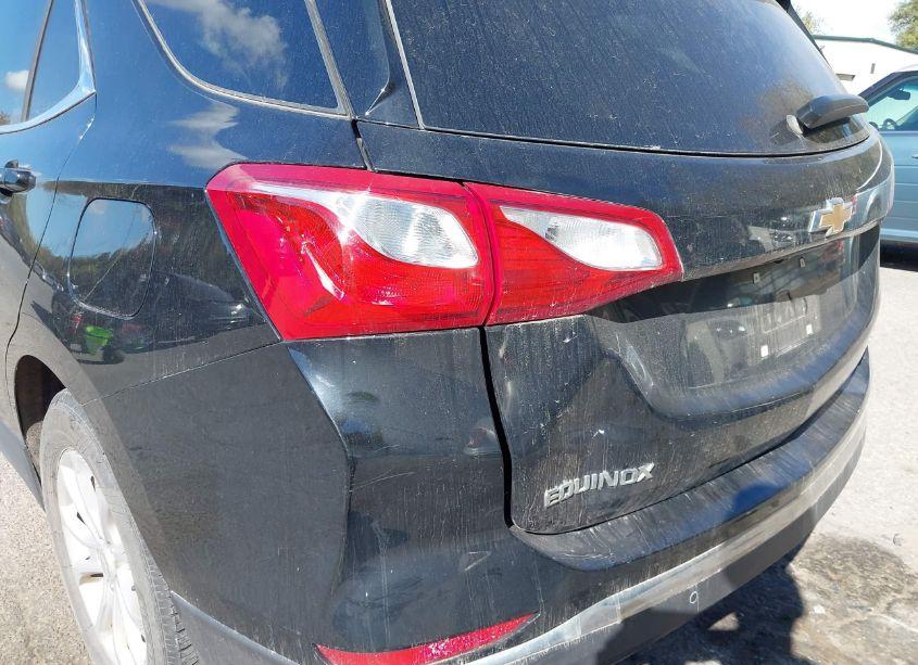 Photo 20 of 2018 Chevrolet Equinox LT (VIN 3GNAXSEV7JL306270)