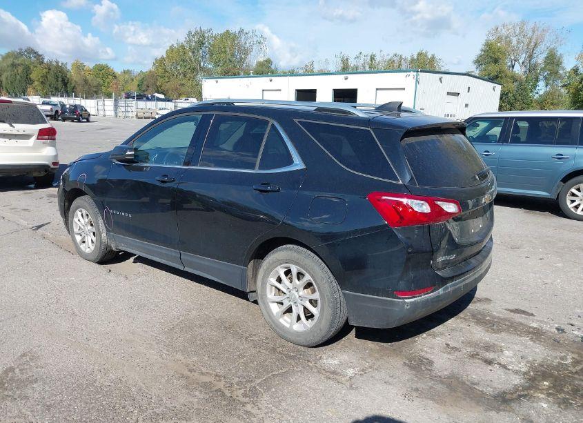 Photo 3 of 2018 Chevrolet Equinox LT (VIN 3GNAXSEV7JL306270)