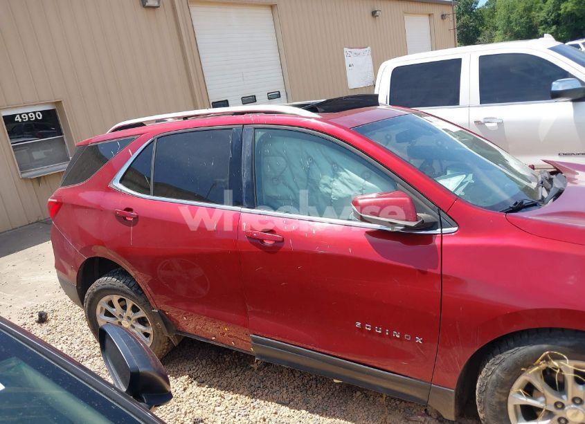 Photo 13 of 2018 Chevrolet Equinox LT (VIN 3GNAXSEV7JS501131)