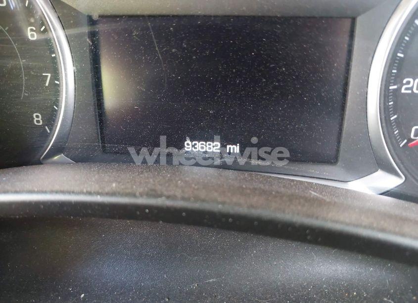 Photo 15 of 2018 Chevrolet Equinox LT (VIN 3GNAXSEV7JS501131)