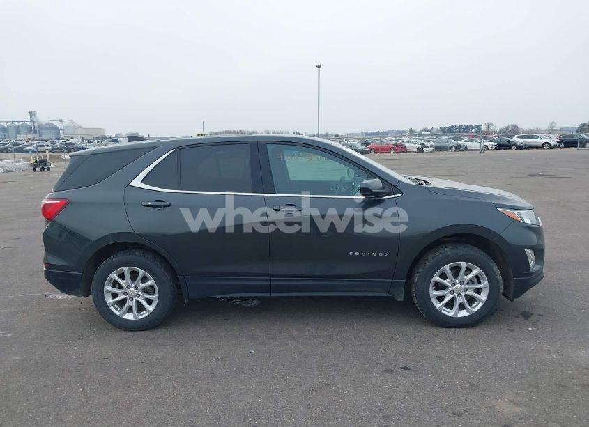 Photo 13 of 2018 Chevrolet Equinox LT (VIN 3GNAXSEV7JS541967)
