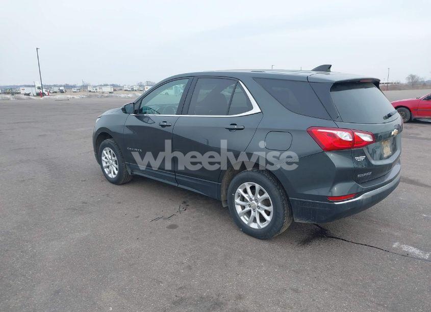 Photo 3 of 2018 Chevrolet Equinox LT (VIN 3GNAXSEV7JS541967)