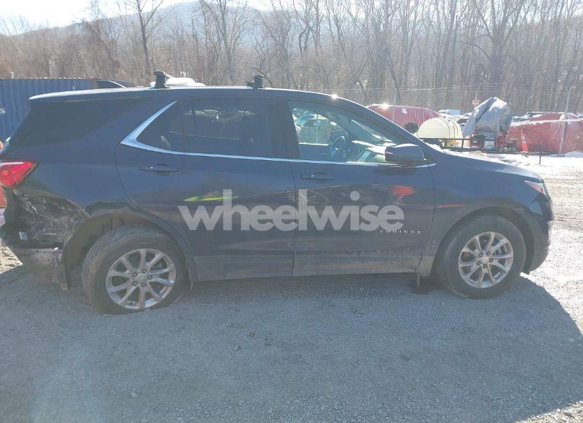 Photo 13 of 2018 Chevrolet Equinox LT (VIN 3GNAXSEV7JS601200)