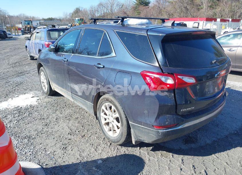 Photo 3 of 2018 Chevrolet Equinox LT (VIN 3GNAXSEV7JS601200)