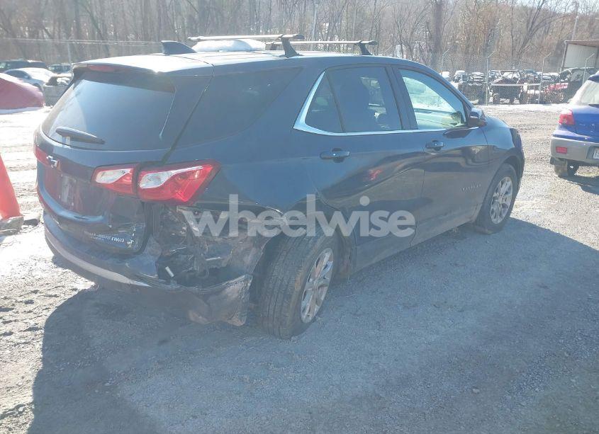 Photo 4 of 2018 Chevrolet Equinox LT (VIN 3GNAXSEV7JS601200)