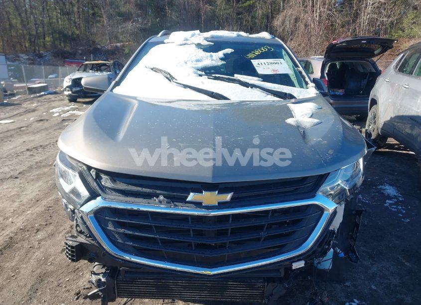 Photo 12 of 2018 Chevrolet Equinox LT (VIN 3GNAXSEV7JS610401)