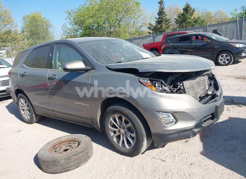 2018 Chevrolet Equinox LT (VIN 3GNAXSEV7JS647187) main photo