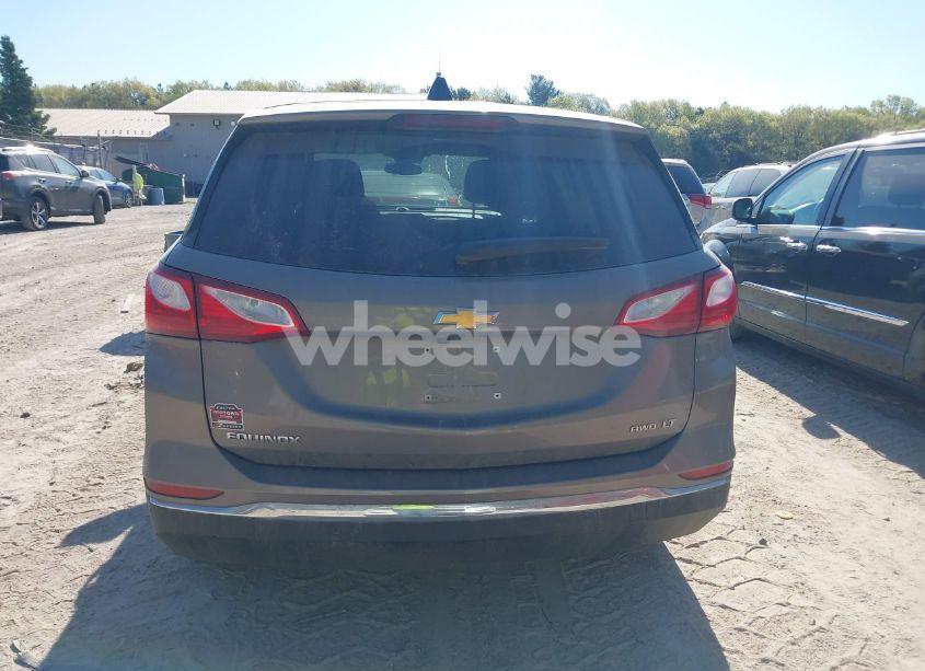 Photo 16 of 2018 Chevrolet Equinox LT (VIN 3GNAXSEV7JS647187)