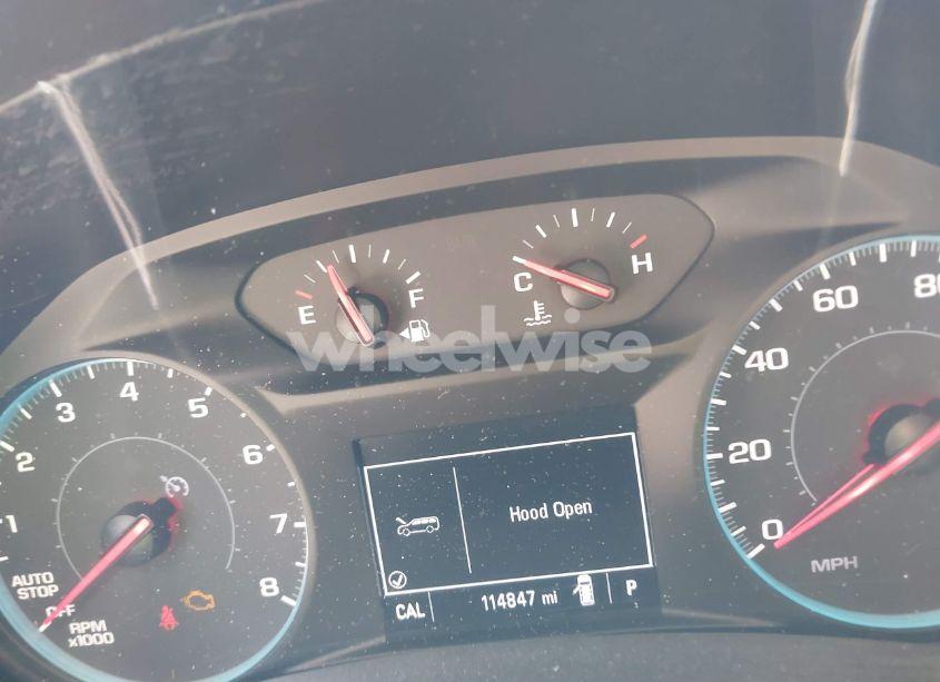 Photo 7 of 2018 Chevrolet Equinox LT (VIN 3GNAXSEV7JS647187)