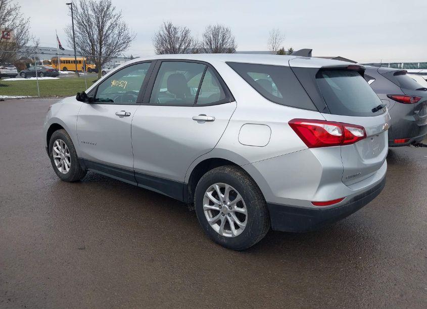 Photo 3 of 2021 Chevrolet Equinox AWD LS (VIN 3GNAXSEV7MS121419)