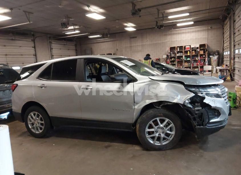 Photo 12 of 2022 Chevrolet Equinox AWD LS (VIN 3GNAXSEV7NS183856)