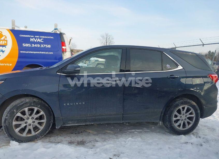 Photo 14 of 2018 Chevrolet Equinox LT (VIN 3GNAXSEV8JS558518)