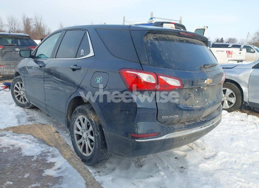 Photo 3 of 2018 Chevrolet Equinox LT (VIN 3GNAXSEV8JS558518)