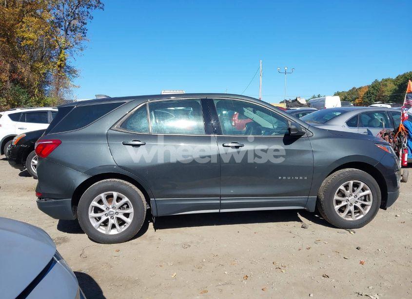 Photo 14 of 2019 Chevrolet Equinox LS (VIN 3GNAXSEV8KS660399)