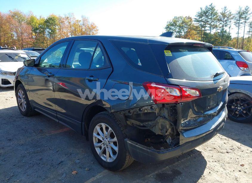 Photo 3 of 2019 Chevrolet Equinox LS (VIN 3GNAXSEV8KS660399)