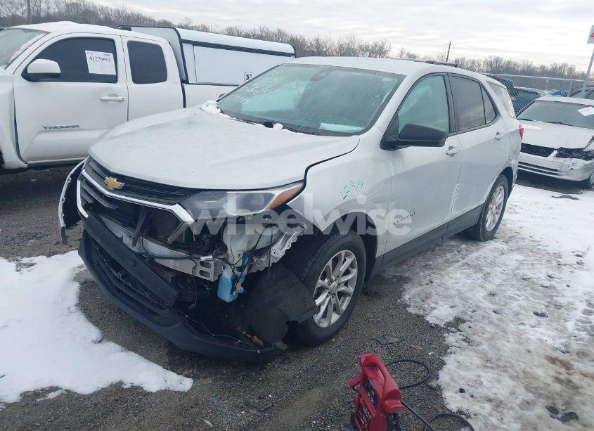 Photo 2 of 2021 Chevrolet Equinox AWD LS (VIN 3GNAXSEV8MS164263)
