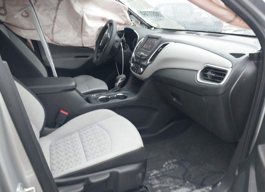 Photo 5 of 2022 Chevrolet Equinox AWD LS (VIN 3GNAXSEV8NS182781)