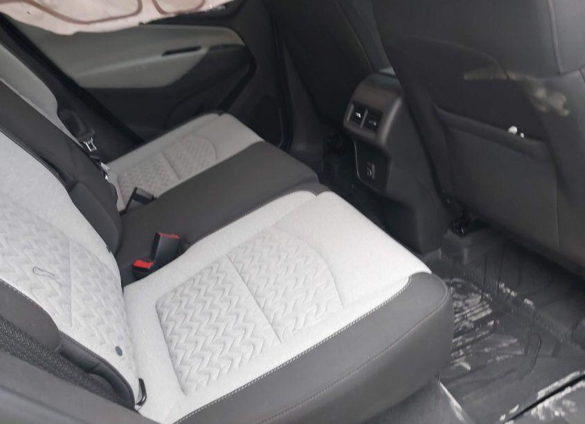 Photo 8 of 2022 Chevrolet Equinox AWD LS (VIN 3GNAXSEV8NS182781)