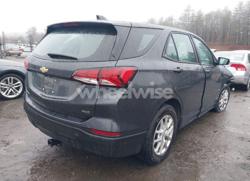 Photo 4 of 2022 Chevrolet Equinox AWD LS (VIN 3GNAXSEV8NS206755)