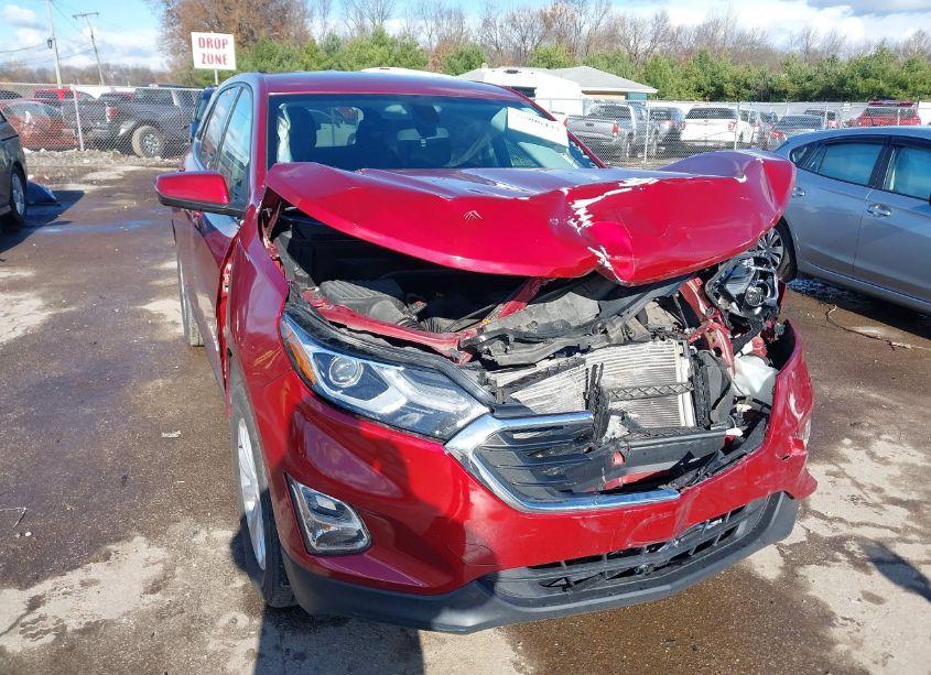 2018 Chevrolet Equinox LT (VIN 3GNAXSEV9JL391158) main photo